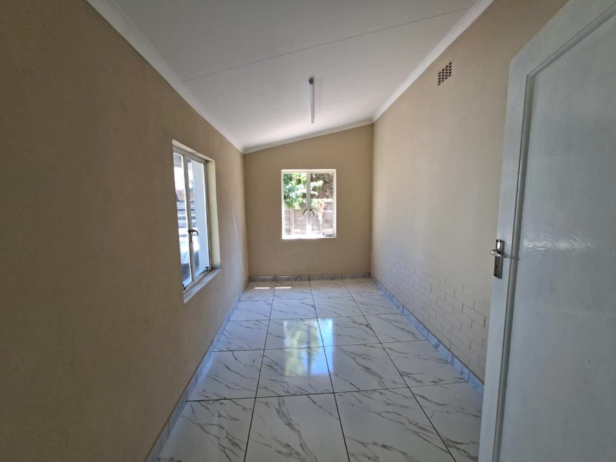 4 Bedroom Property for Sale in Villieria Gauteng