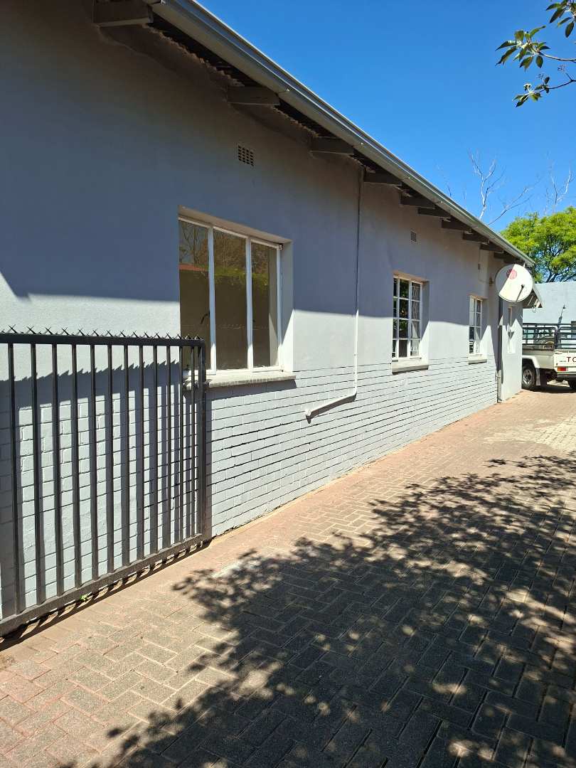 4 Bedroom Property for Sale in Villieria Gauteng