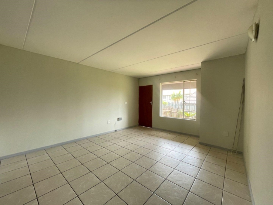 To Let 2 Bedroom Property for Rent in Glen Marais Gauteng