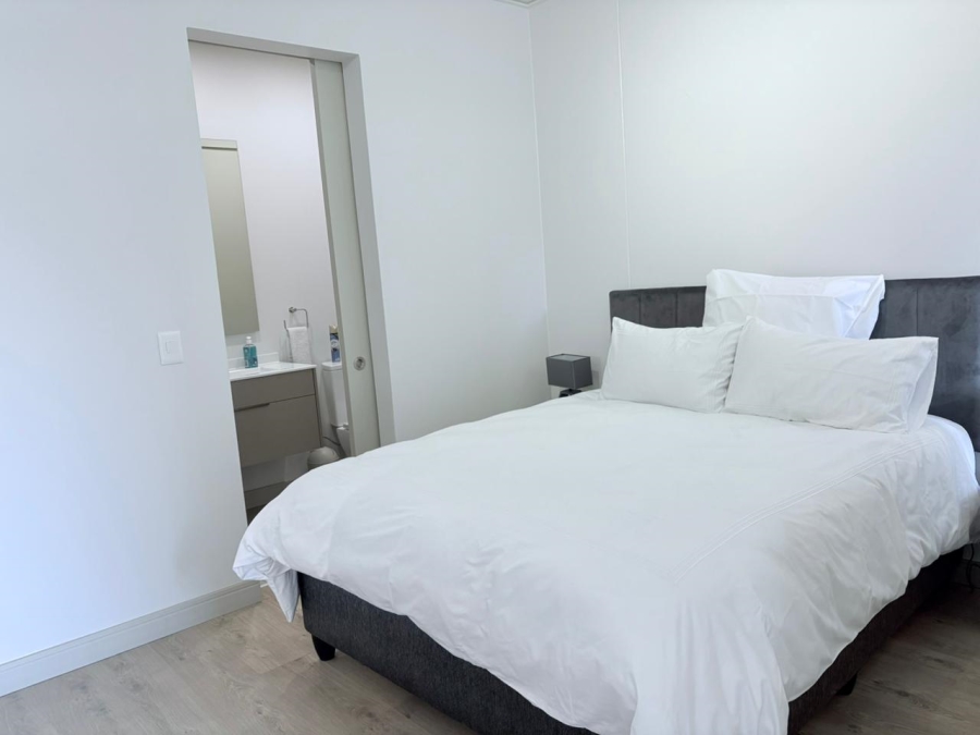 To Let 1 Bedroom Property for Rent in Rosebank Gauteng