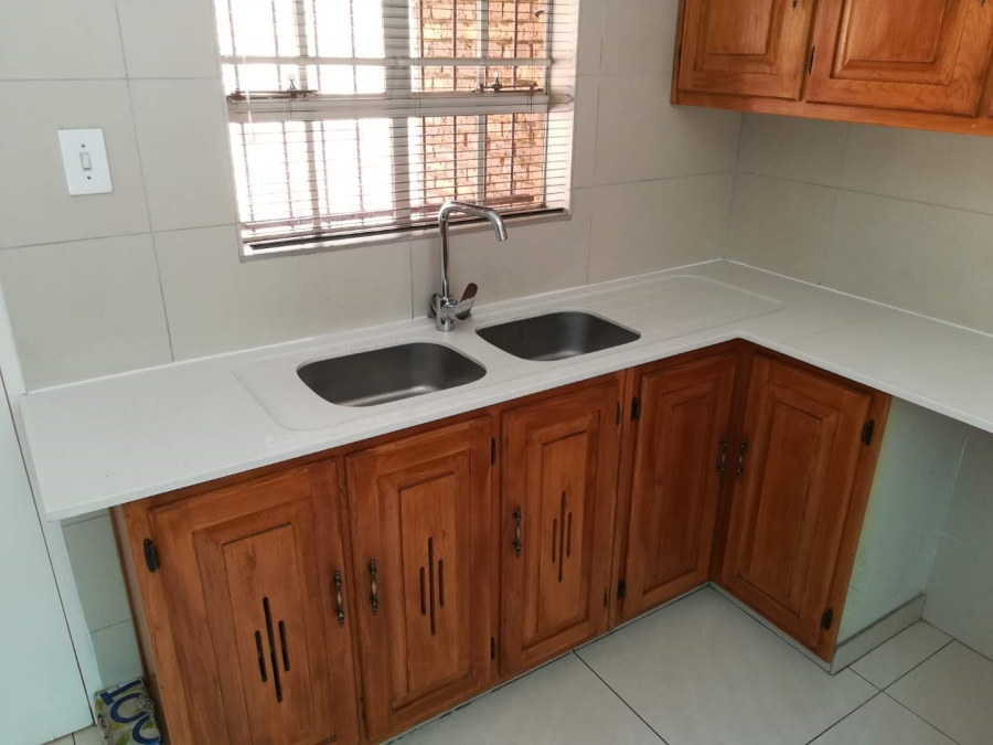 To Let 3 Bedroom Property for Rent in Lynnwood Ridge Gauteng