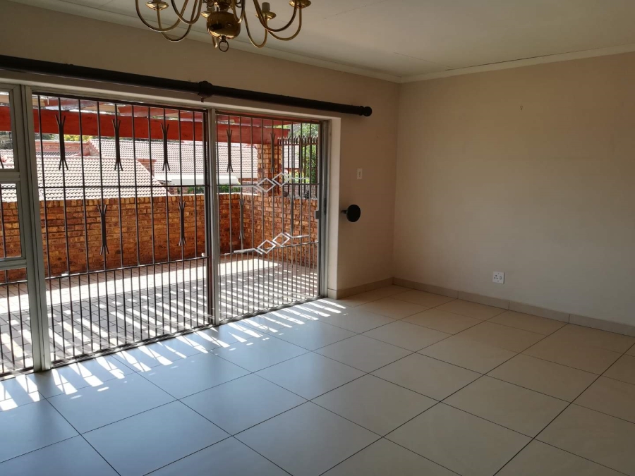 To Let 3 Bedroom Property for Rent in Lynnwood Ridge Gauteng