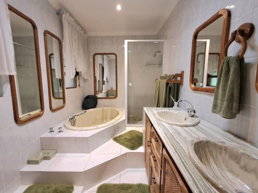 3 Bedroom Property for Sale in Mulbarton Gauteng
