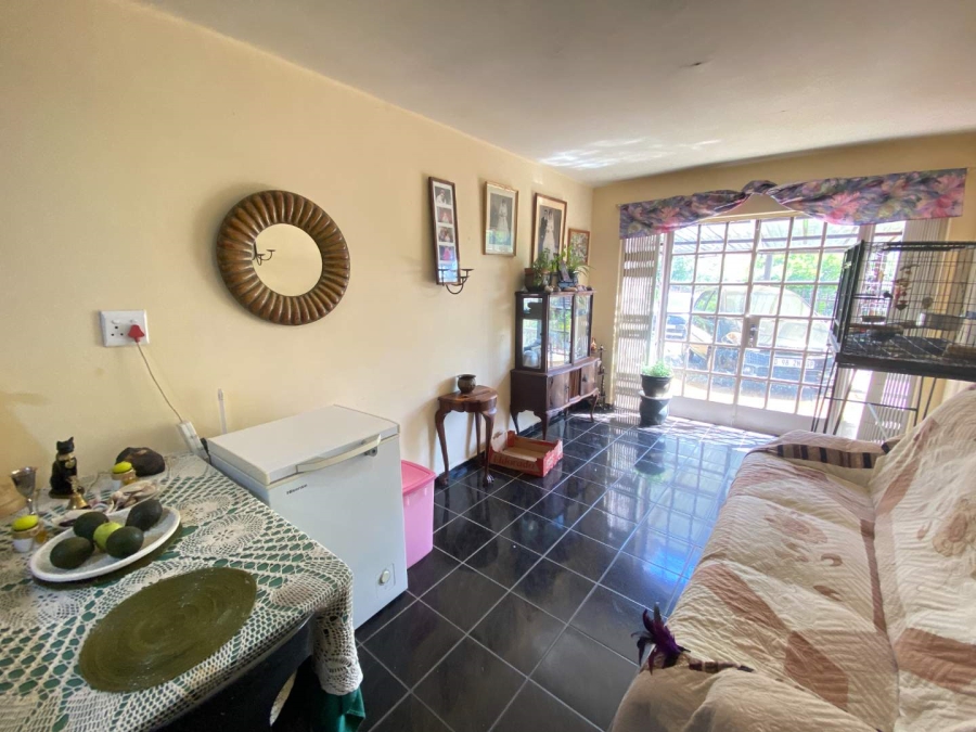 4 Bedroom Property for Sale in Mondeor Gauteng