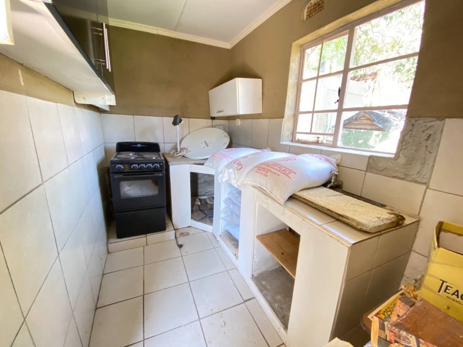 4 Bedroom Property for Sale in Mondeor Gauteng