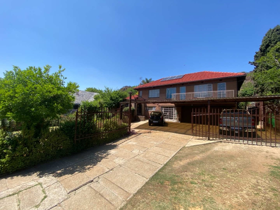 4 Bedroom Property for Sale in Mondeor Gauteng
