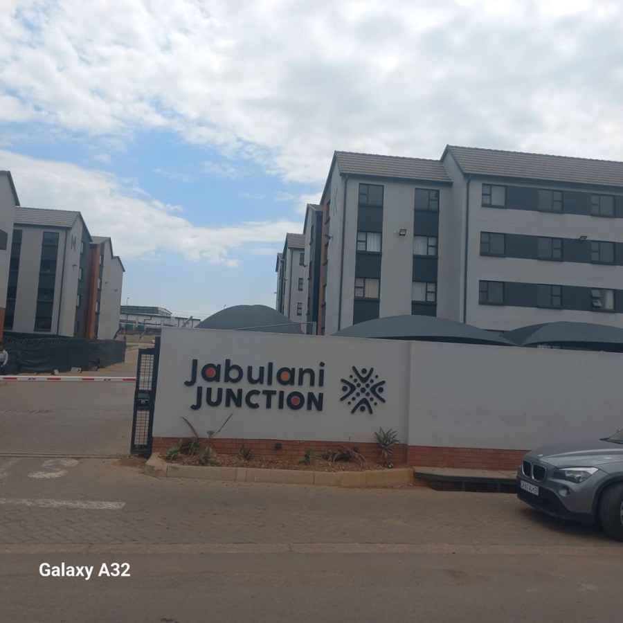 2 Bedroom Property for Sale in Jabulani Gauteng