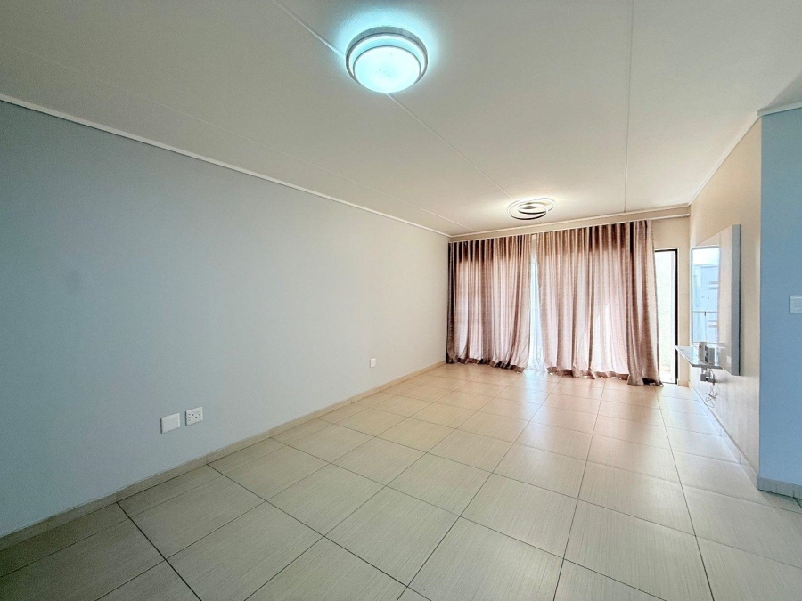 To Let 3 Bedroom Property for Rent in Kyalami Park Gauteng