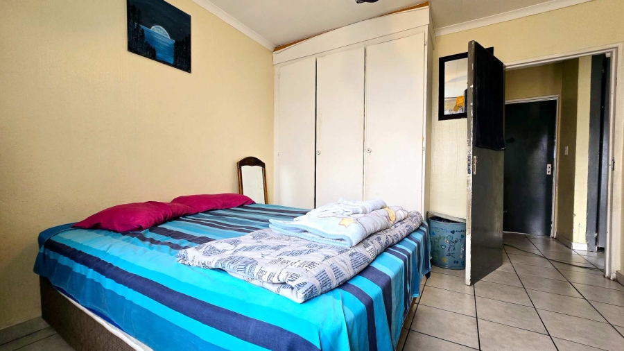 2 Bedroom Property for Sale in La Montagne Gauteng