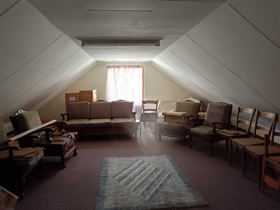 5 Bedroom Property for Sale in Ninapark Gauteng