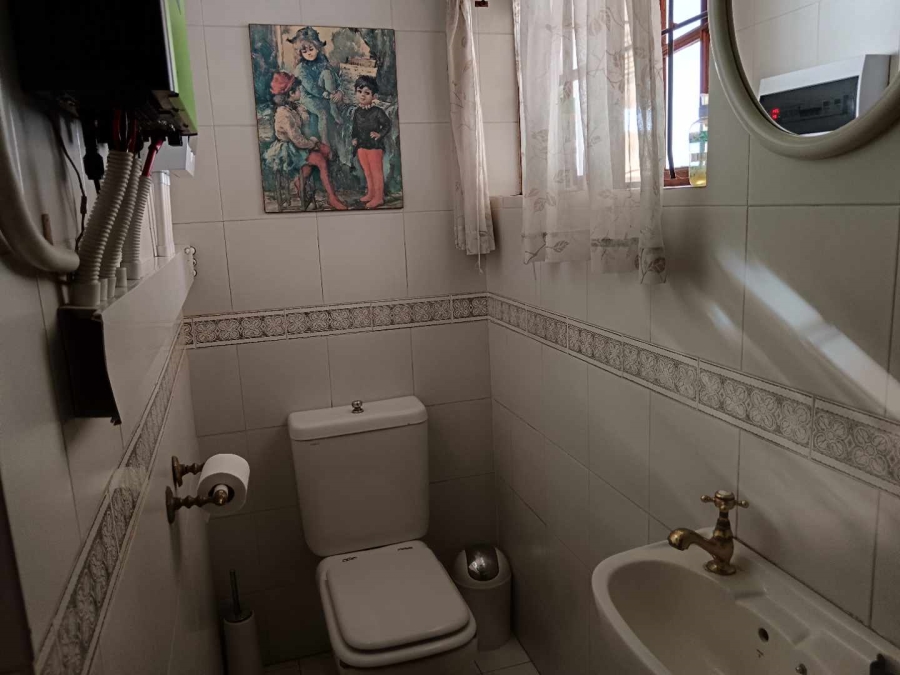 5 Bedroom Property for Sale in Ninapark Gauteng