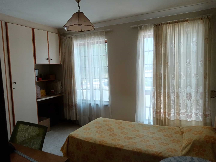 5 Bedroom Property for Sale in Ninapark Gauteng