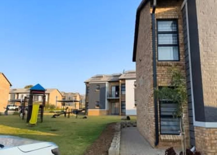 To Let 2 Bedroom Property for Rent in Theresa Park Gauteng