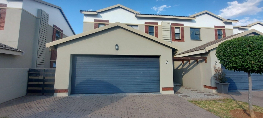 3 Bedroom Property for Sale in Equestria Gauteng