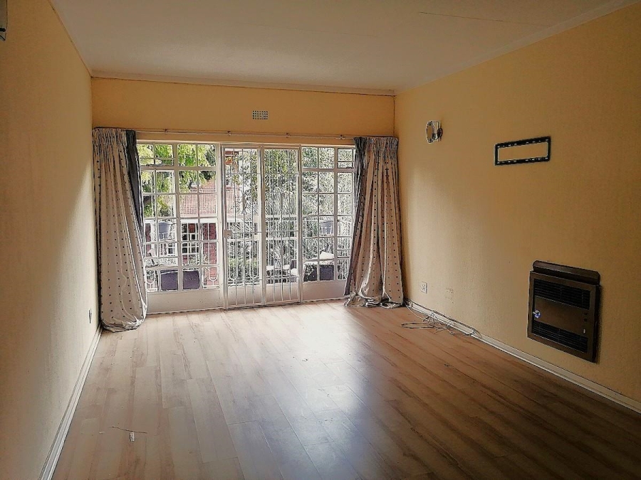 2 Bedroom Property for Sale in Woodmead Gauteng
