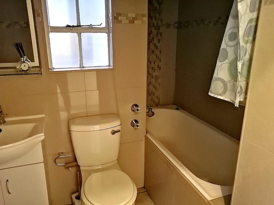 2 Bedroom Property for Sale in Woodmead Gauteng