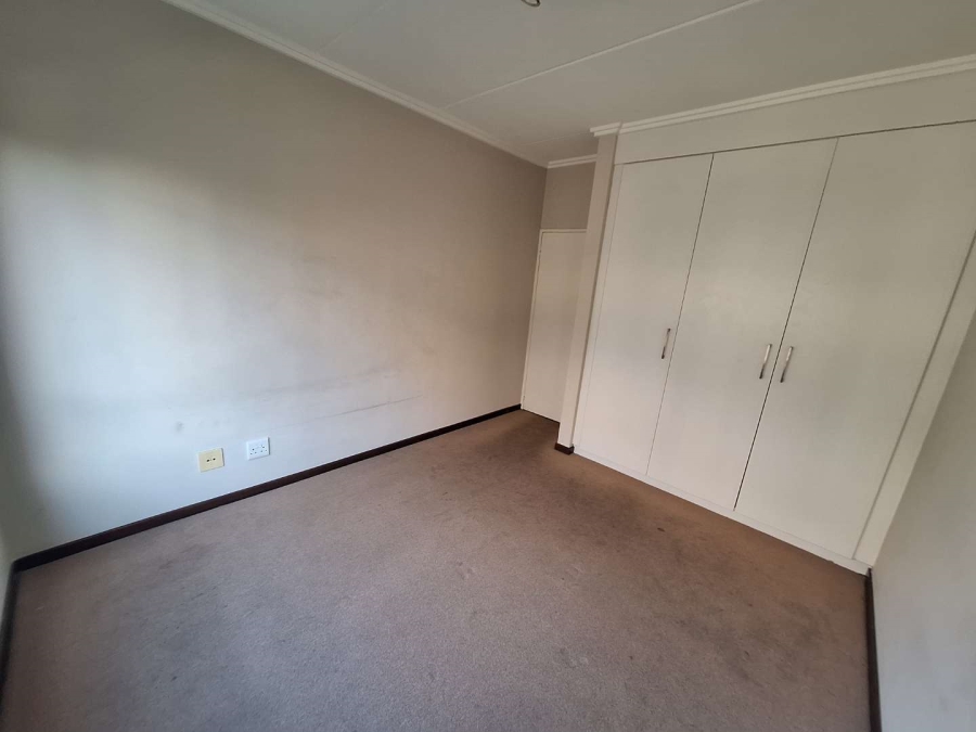 2 Bedroom Property for Sale in Bryanston Gauteng