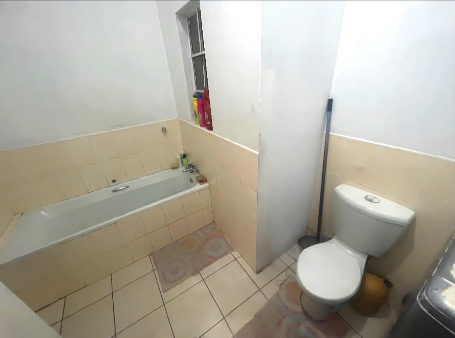 1 Bedroom Property for Sale in Norkem Park Gauteng