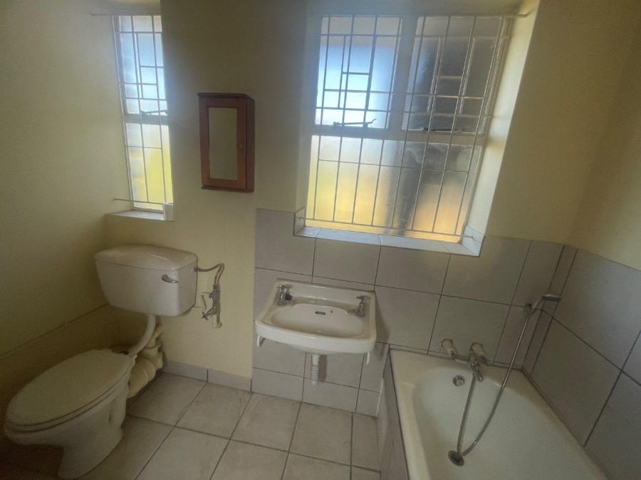 2 Bedroom Property for Sale in Rhodesfield Gauteng