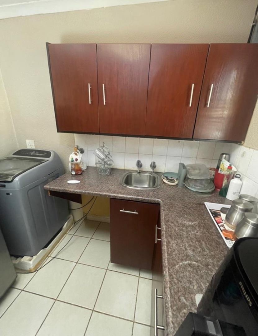 1 Bedroom Property for Sale in Terenure Gauteng