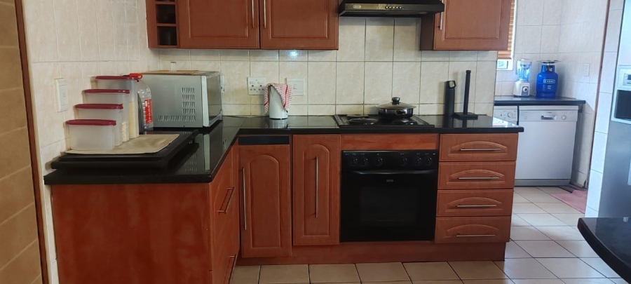 3 Bedroom Property for Sale in Halfway Gardens Gauteng