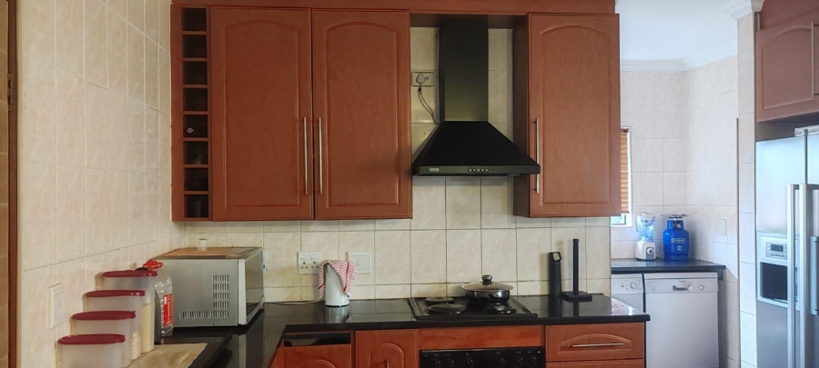 3 Bedroom Property for Sale in Halfway Gardens Gauteng