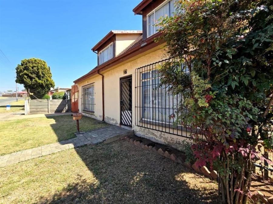 4 Bedroom Property for Sale in South Hills Gauteng