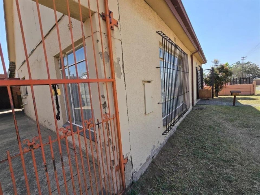 4 Bedroom Property for Sale in South Hills Gauteng