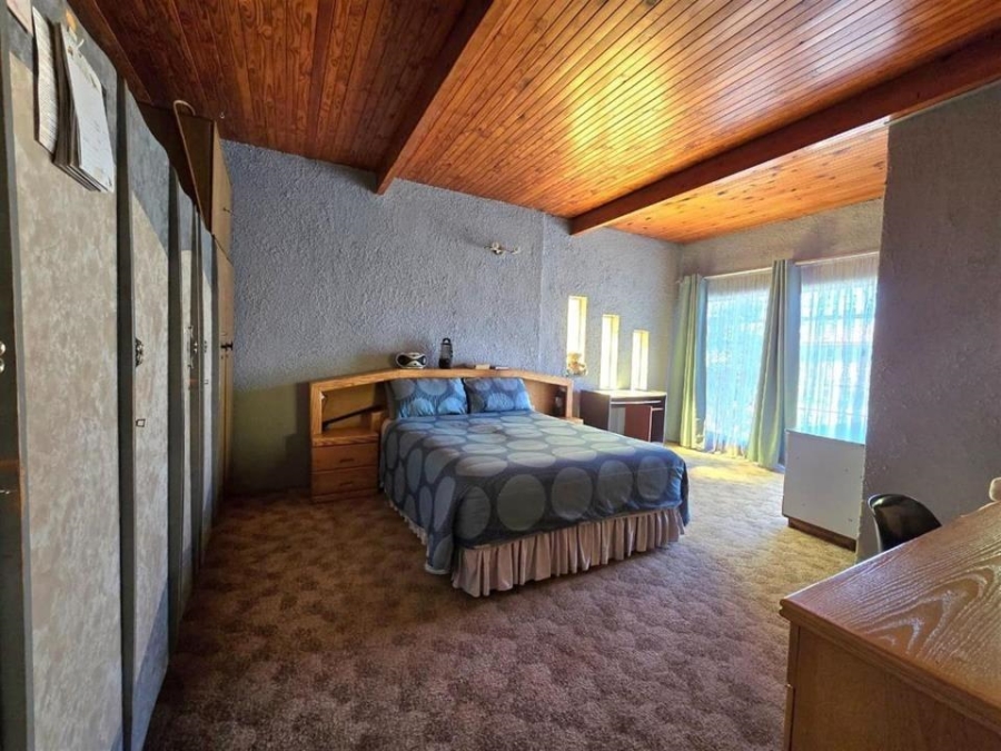 4 Bedroom Property for Sale in South Hills Gauteng