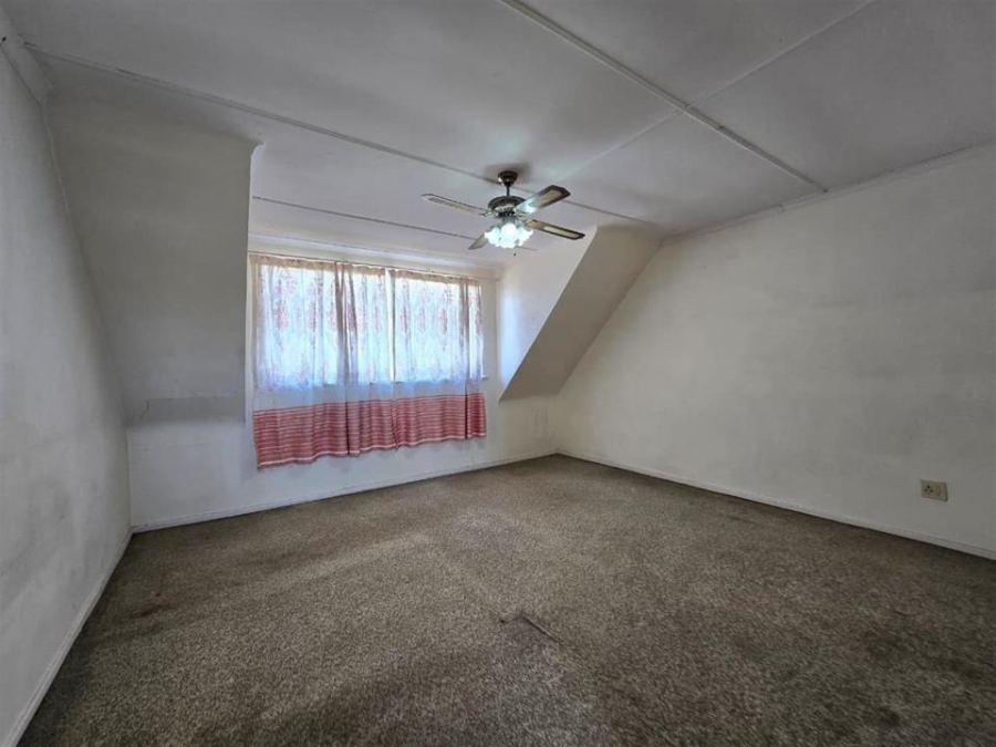 4 Bedroom Property for Sale in South Hills Gauteng