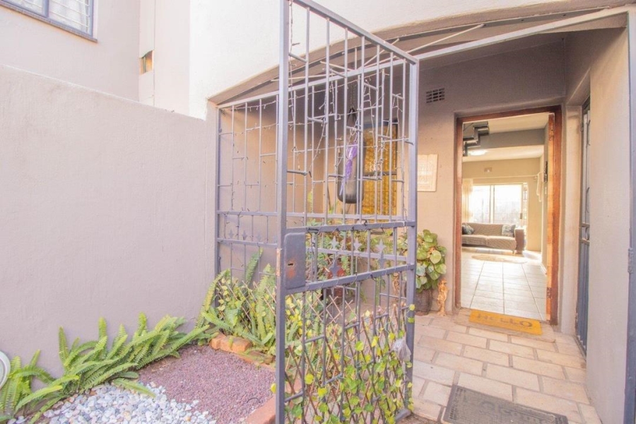 3 Bedroom Property for Sale in Lambton Gardens Gauteng