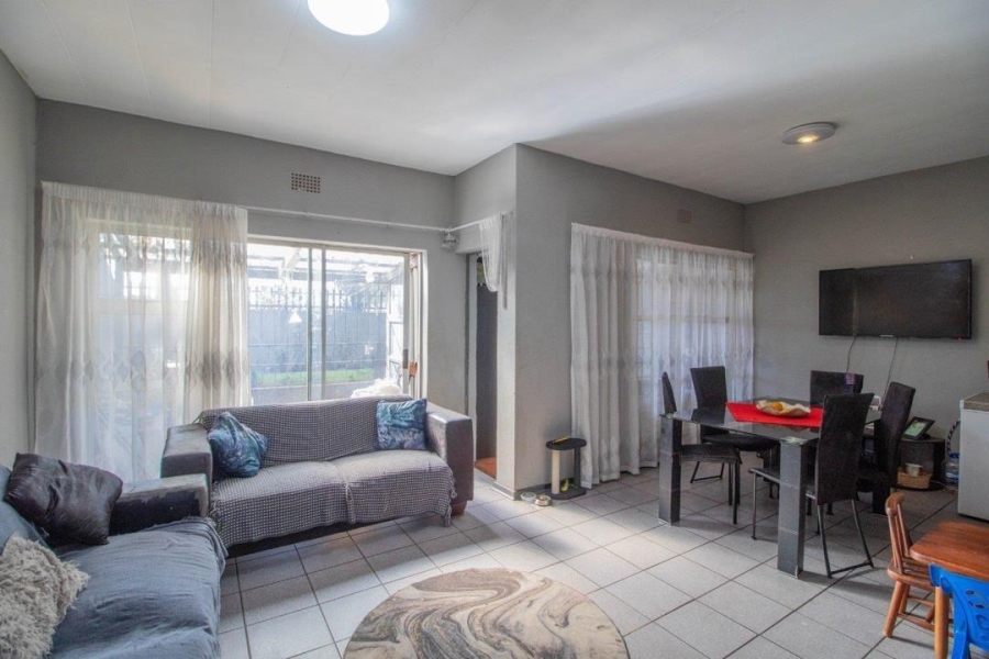 3 Bedroom Property for Sale in Lambton Gardens Gauteng