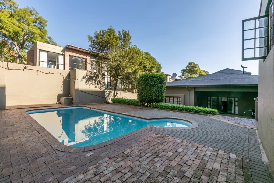 3 Bedroom Property for Sale in Rosebank Gauteng