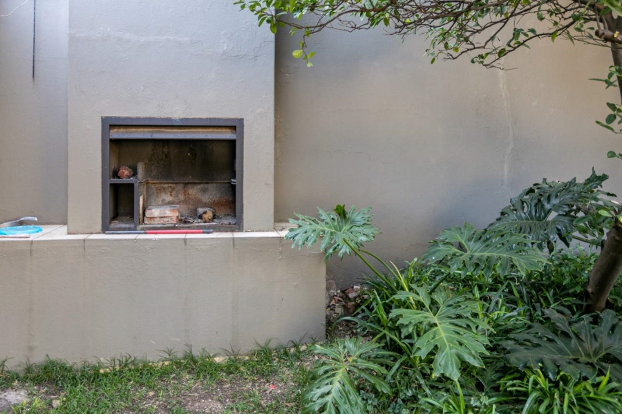 3 Bedroom Property for Sale in Rosebank Gauteng