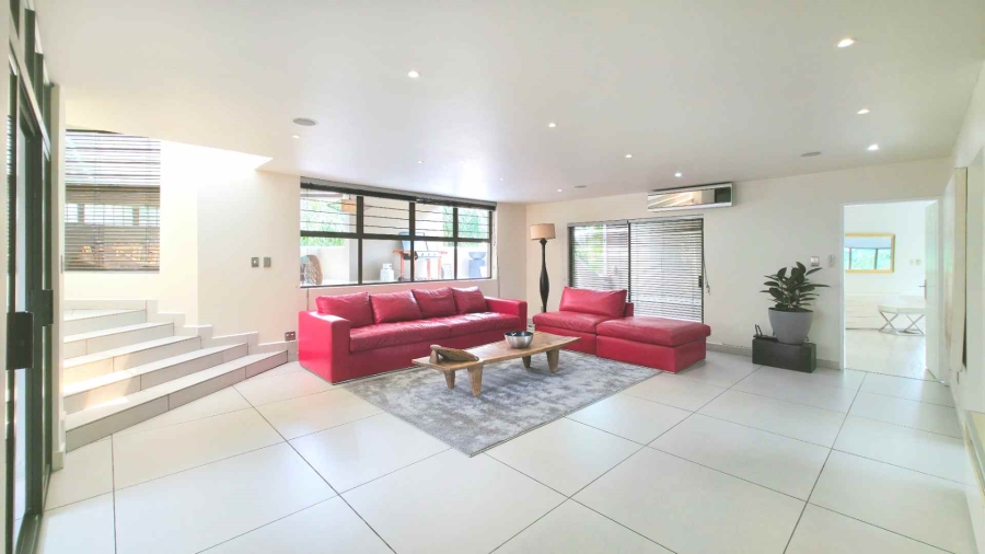 To Let 4 Bedroom Property for Rent in Strathavon Gauteng
