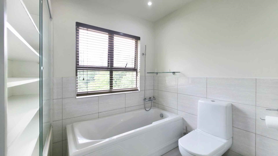 To Let 4 Bedroom Property for Rent in Strathavon Gauteng