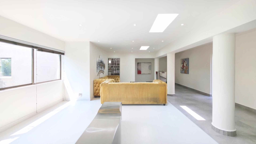 To Let 4 Bedroom Property for Rent in Strathavon Gauteng