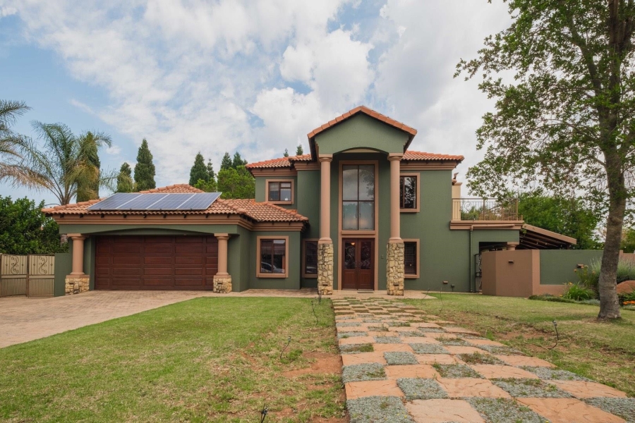 5 Bedroom Property for Sale in Pretorius Park Gauteng