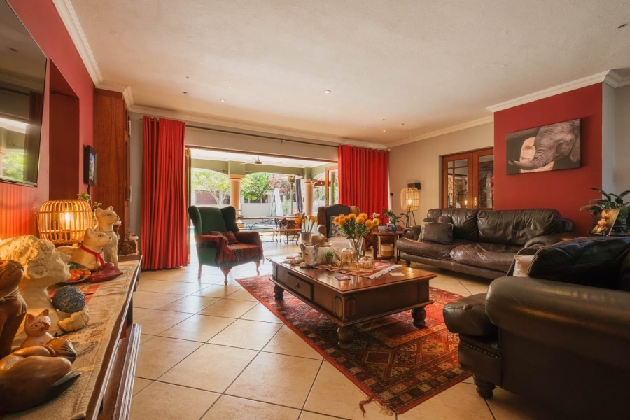 5 Bedroom Property for Sale in Pretorius Park Gauteng
