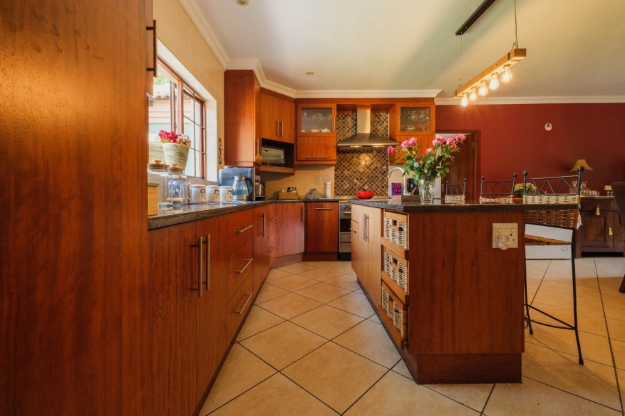 5 Bedroom Property for Sale in Pretorius Park Gauteng