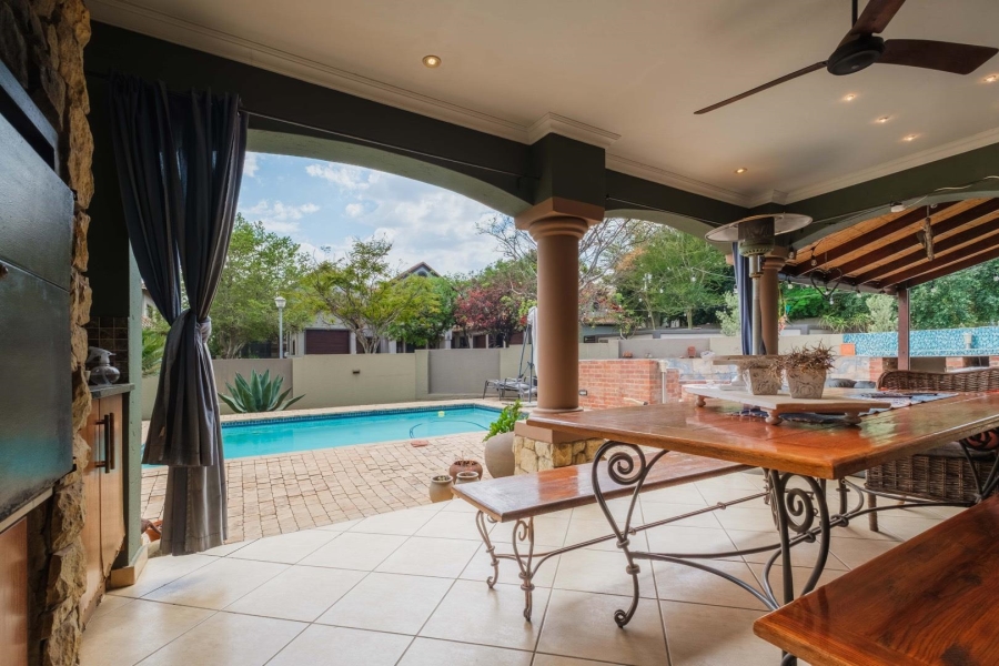 5 Bedroom Property for Sale in Pretorius Park Gauteng