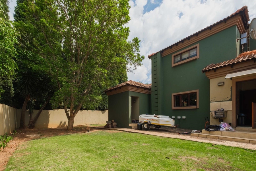 5 Bedroom Property for Sale in Pretorius Park Gauteng
