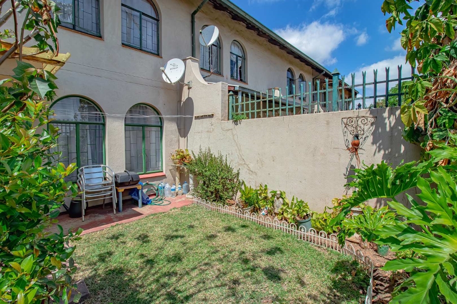 2 Bedroom Property for Sale in Rietfontein Gauteng