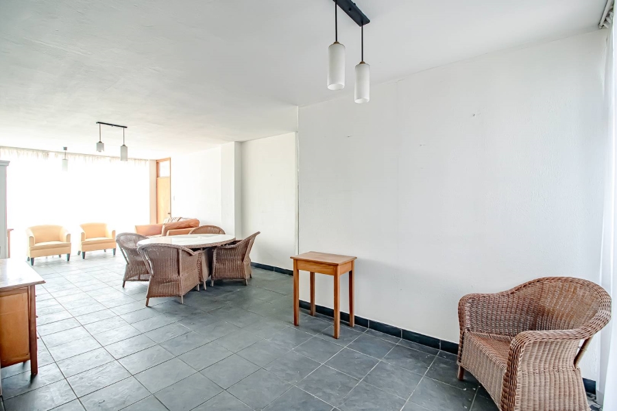 2 Bedroom Property for Sale in Sunnyside Gauteng