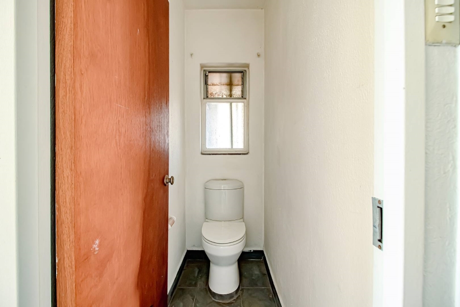 2 Bedroom Property for Sale in Sunnyside Gauteng