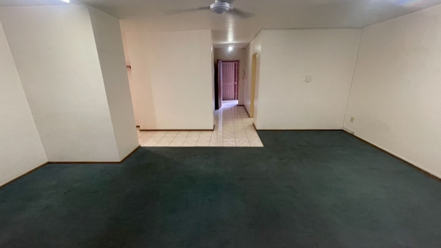 2 Bedroom Property for Sale in Wonderboom South Gauteng