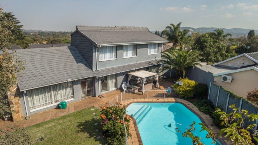 6 Bedroom Property for Sale in Dowerglen Gauteng