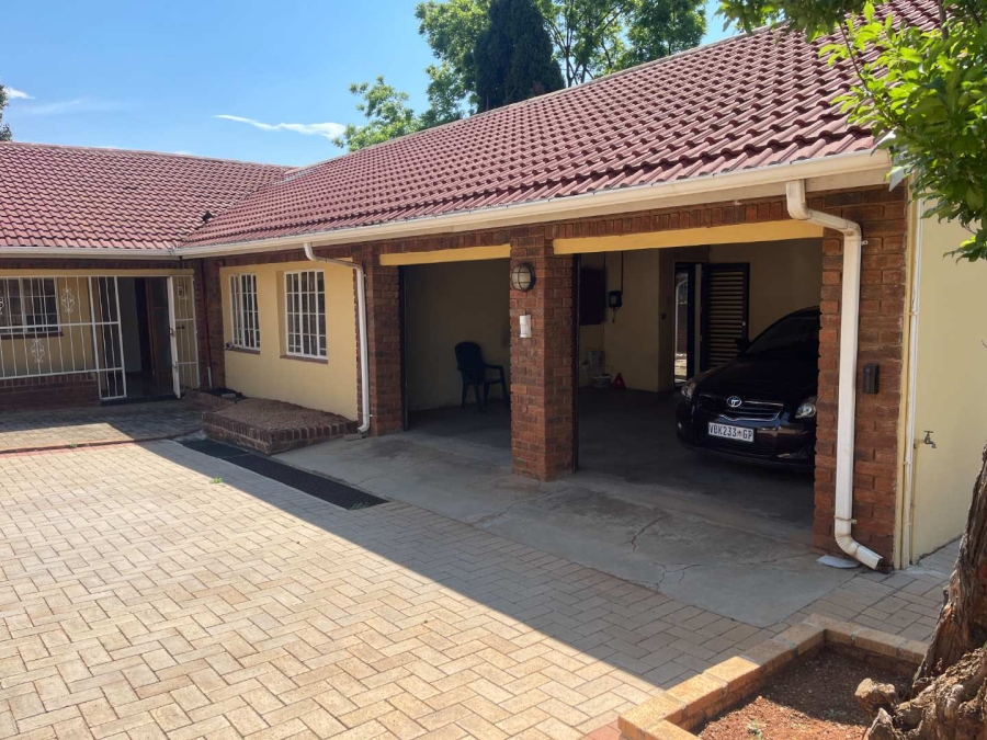 3 Bedroom Property for Sale in Bedfordview Gauteng