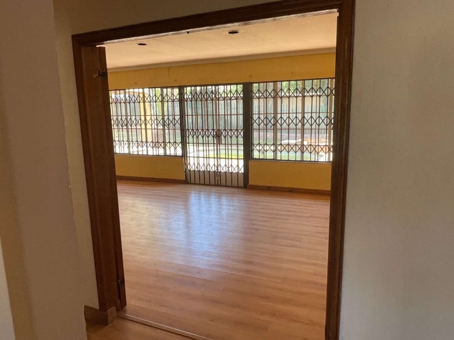 3 Bedroom Property for Sale in Bedfordview Gauteng
