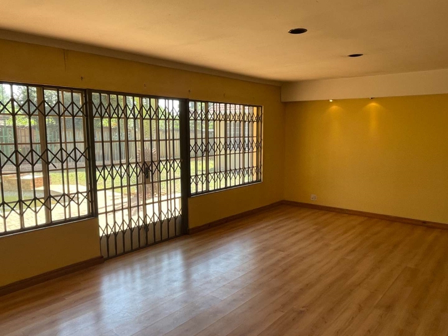 3 Bedroom Property for Sale in Bedfordview Gauteng